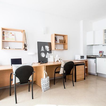 Residencia Universitaria Resa Francesc Giralt I Serra Terrassa Eksteriør bilde