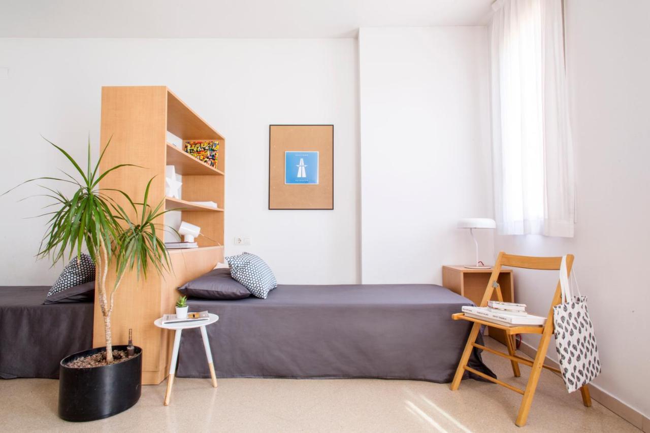 Residencia Universitaria Resa Francesc Giralt I Serra Terrassa Eksteriør bilde